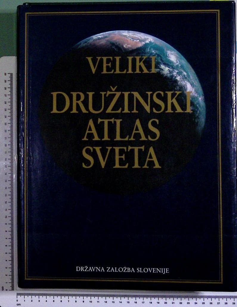 Veliki družinski atlas sveta