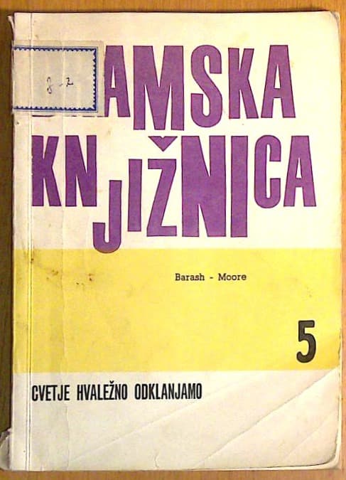 Cvetje hvaležno odklanjamo